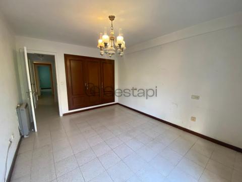 PISO 3 HABITACIONES C/ VIGO EN SANXENXO